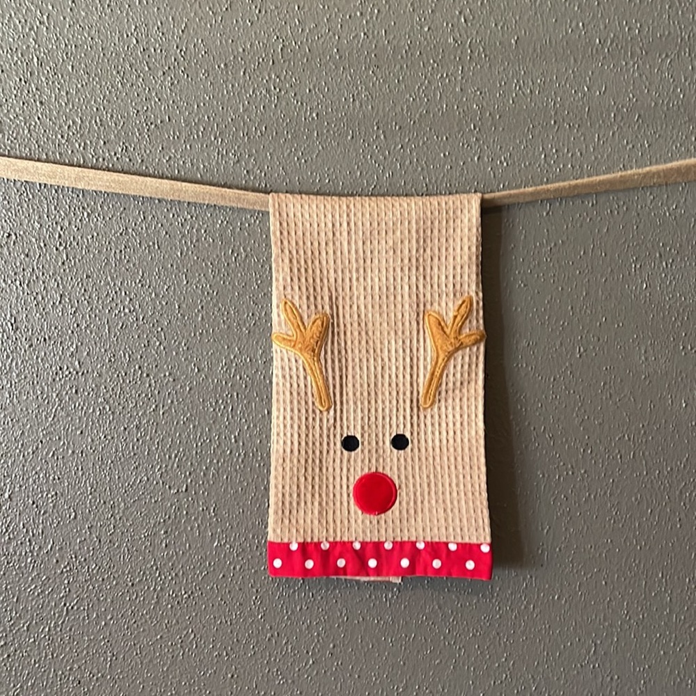 C&F Kitchen Rudolph Waffle Weave Kitchen Towel - Picture 7 of 11